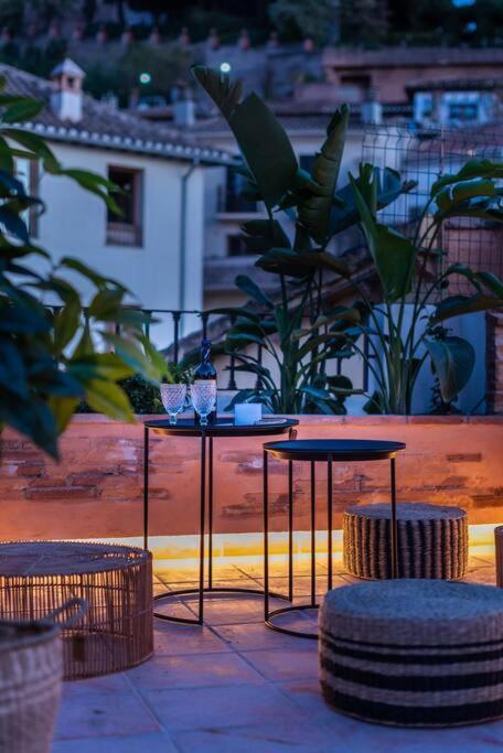 Suites Jardines De La Alhambra Granada Bagian luar foto